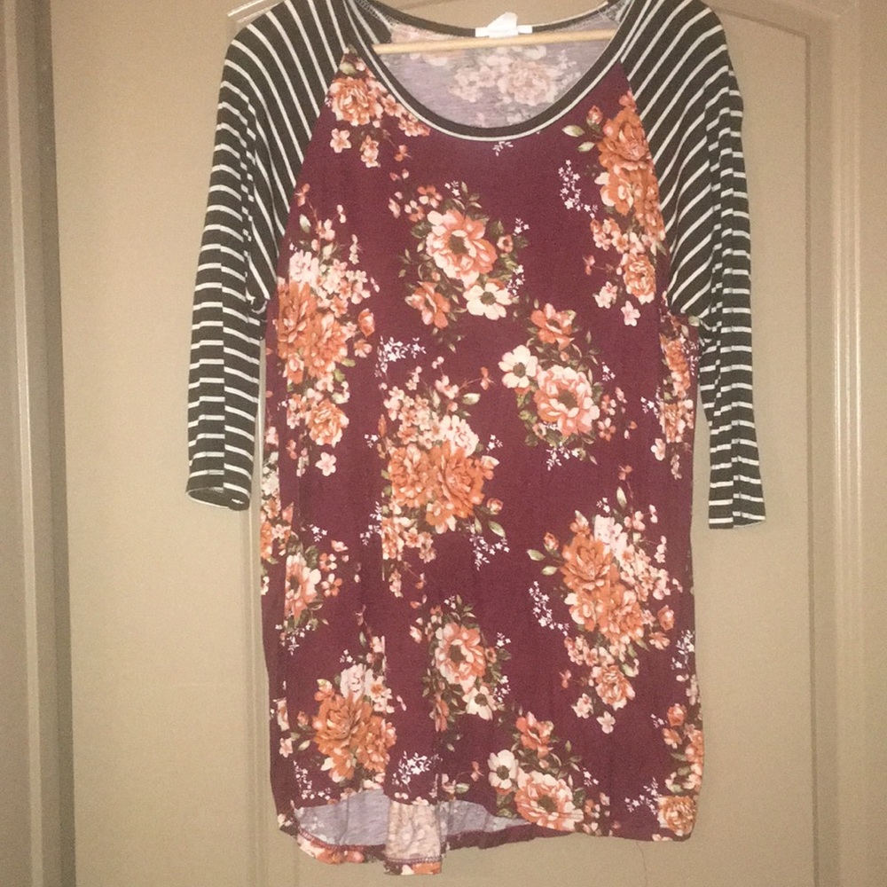 Honey and Lace (Piphany) Monrovia Raglan Top